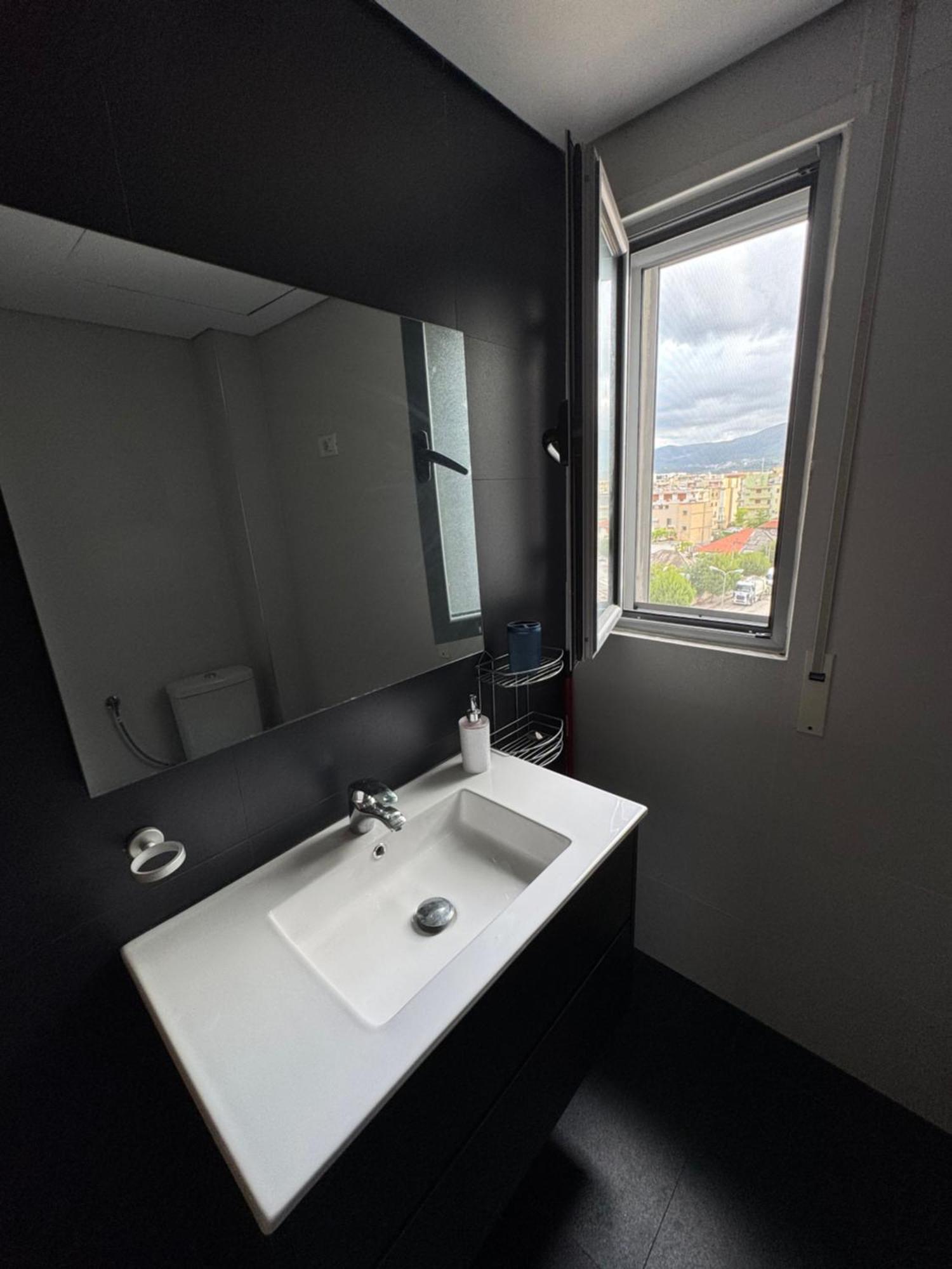 Mountain Meets Sea-Spectacular View In Orikum Apartment Екстер'єр фото